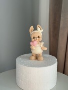 Króliczek z serduszkiem Figurka na tort 