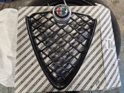 Alfa Romeo Giulia Quadrifoglio czarny grill