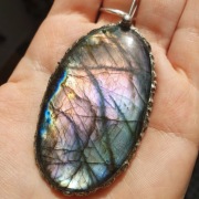 Amulet wisior duży labradoryt fioletowy wielki