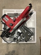 Piła ukosowa firmy Milwaukee model MS 216 + stojak MLS 1000 