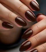 Brązowe owalne tipsy press-on/elegancki manicure 