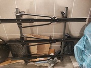 Bagażnik rowerowy na dach na trzy rowery. 