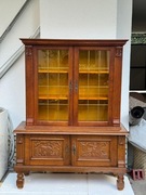 Zestaw mebli drewnianych rzeźbionych