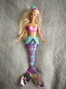 Lalka Barbie Dreamtopia Syrenka 30cm świecąca pływająca