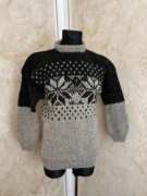 Sweter 100% wełniany