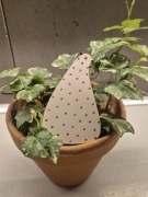 Drewniana kurka dekoracyjna biała 