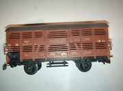 Dwuosiowy wagon kryty dla bydła i trzody Piko H0 Okazja!