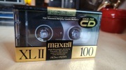 Kaseta magnetofonowa Maxell XLII 100 czerwone logo.