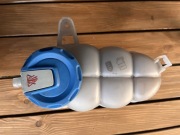 Zbiorniczek wyrównawczy Audi A4 B9 8W0121405E jak nowy