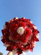 Bukiet z róż mydlanych i czekoladek raffaello 