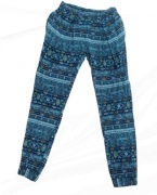 Legginsy PULL&BEAR S, Wzorzyste i Wygodne!