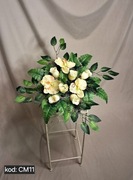 Stroik na grób cmentarz kompozycja kwiaty wiązanka nagrobna mała