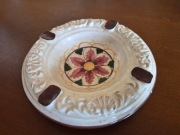 Ceramiczna popielniczki motyw kwiatowy 