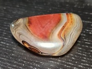 Agat 6 cm - z czerwonym sercem i barwnymi strefami - unikat - NEGOCJUJ CENĘ