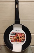 Patelnia 24*5 cm z powłoką na indukcję Smukee 