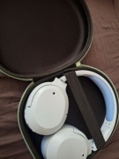 Słuchawki nauszne bezprzewodowe Edifier z funkcją ANC