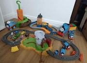 Tomas i przyjaciele 3 zjeżdżalnie-zestawy pociągów jeżdżących+ gratisy