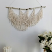 Makrama boho handmade dekoracja ścienna ecru 66 cm