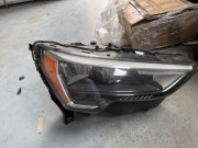 Lampa q3 prawa USA 83a kompletna sprawna 