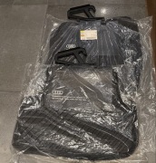 Zestaw oryginalnych dywaników do Audi A3