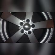 Kola 18 z Kia Sorento 2016 r. 