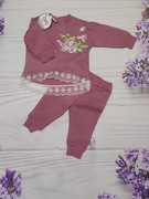 Dresik purpurowy z różą 80