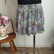 Spódniczka damska H&M – rozmiar 40/42, fioletowa w kwiaty