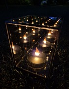 Lampion lustrzany 3D efekt płomienia kwadrat 