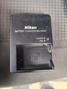 Nikon Ładowarka baterii Nikon 8.4V 0.9A mod. MH-24CH