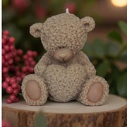 Świeca sojowa bezzapachowa MIŚ dekoracyjna wolnostojąca na prezent