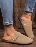 Beżowe klapki mule zamszowe z klamrą – stylowe i wygodne jak Birkenstocki