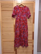 Czerwono-różowa sukienka w kwiaty ze zwiewnymi rękawami, rozmiar XS/S