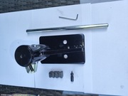 Praska/przyrząd do roznitowywania łańcuchów.