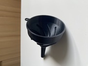 Plastikowy lejek z wypustkami wąską końcówką 11mm