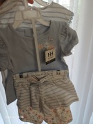 Zestaw bluzki na krótki rękaw i krótkie spodenki 86 nowe haute hippie