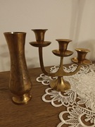 Świecznik złoty i wazon