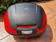 KUFER GIVI SIMPLY  46l. na dwa kaski z oparciem pasazera i plyta montazowa