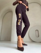 Spodnie JOGGERY logo By Me - czekoladowe