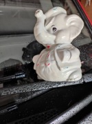 Biały słoń figurka 17cm słonik ozdobna z porcelany