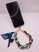 Kolorowe zawieszki do telefonu z apaszkami