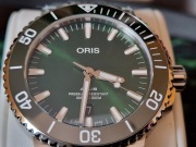 Nowy zegarek Oris Aquis zielony.