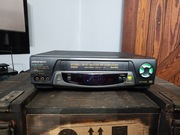 MAGNETOWID UNIVERSUM VR 2786. 6-cio głowicowy