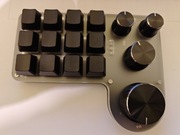 Programowalna klawiatura Bluetooth Macro 12 klawiszy 4 pokrętła + gratis