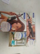 Zestaw prostownica, szczotko - suszarka, dozownik mydła 