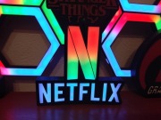 Lampka LED NETFLIX 3D – Efekt RGB – Idealna do pokoju gracza i fana seriali