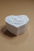 Gipsowa szkatułka z pokrywką – róża, handmade
