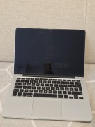 MacBook Pro A1502  Na części / Uszkodzony  Nie włącza się