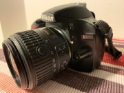 Lustrzanka Nikon D3200 z obiektywem Nikkor AF-P 18-55mm