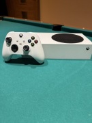 Xbox Series S + 3 kontrolery z wadami
