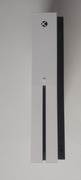 KONSOLA XBOX ONE S  500GB z PADEM